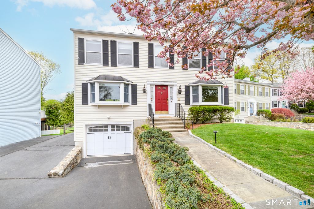 Photo of 5 Lacey Lane, Norwalk, CT 06854 (MLS # 24169202)