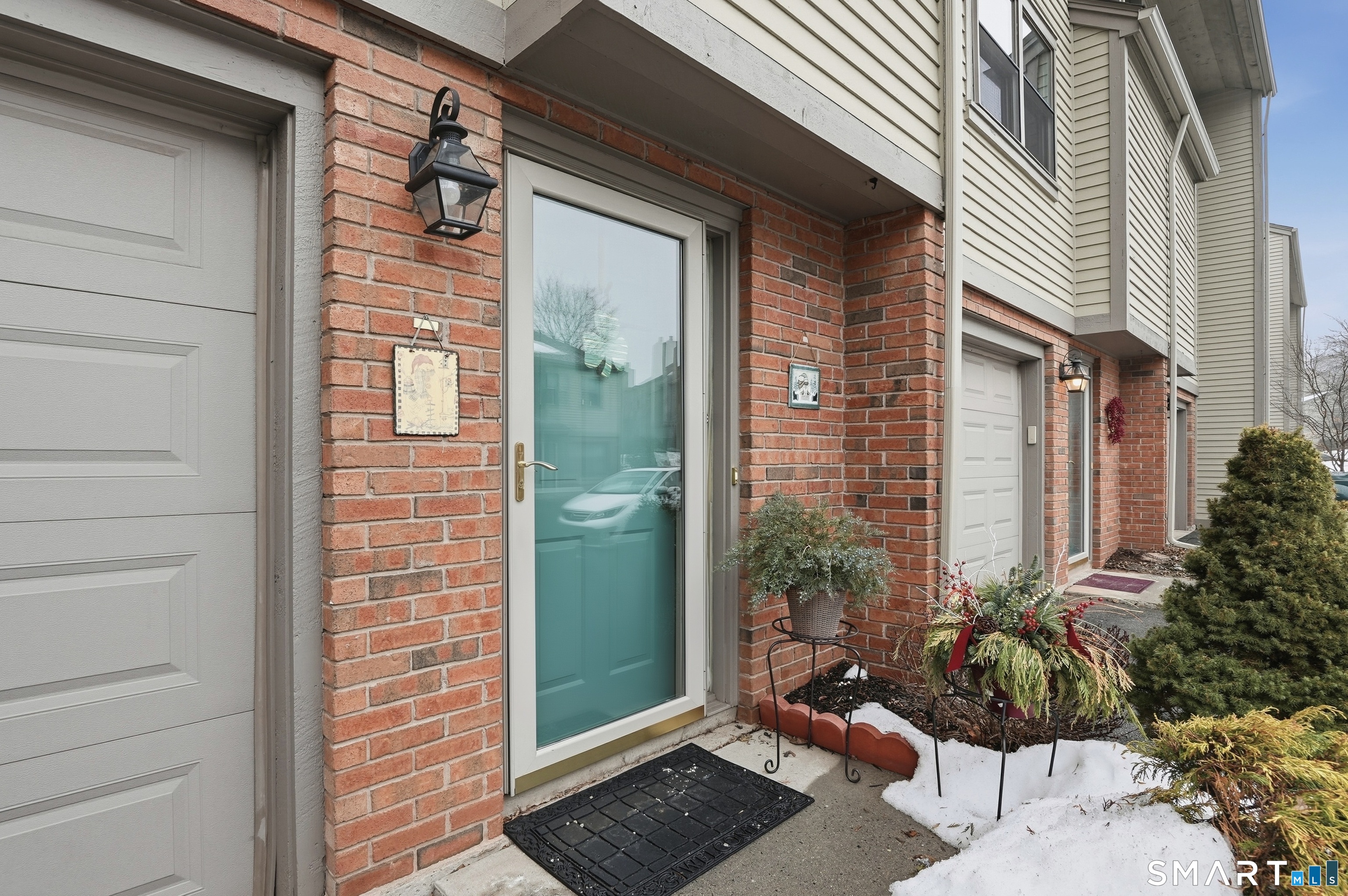 52 Metacomet Drive 52