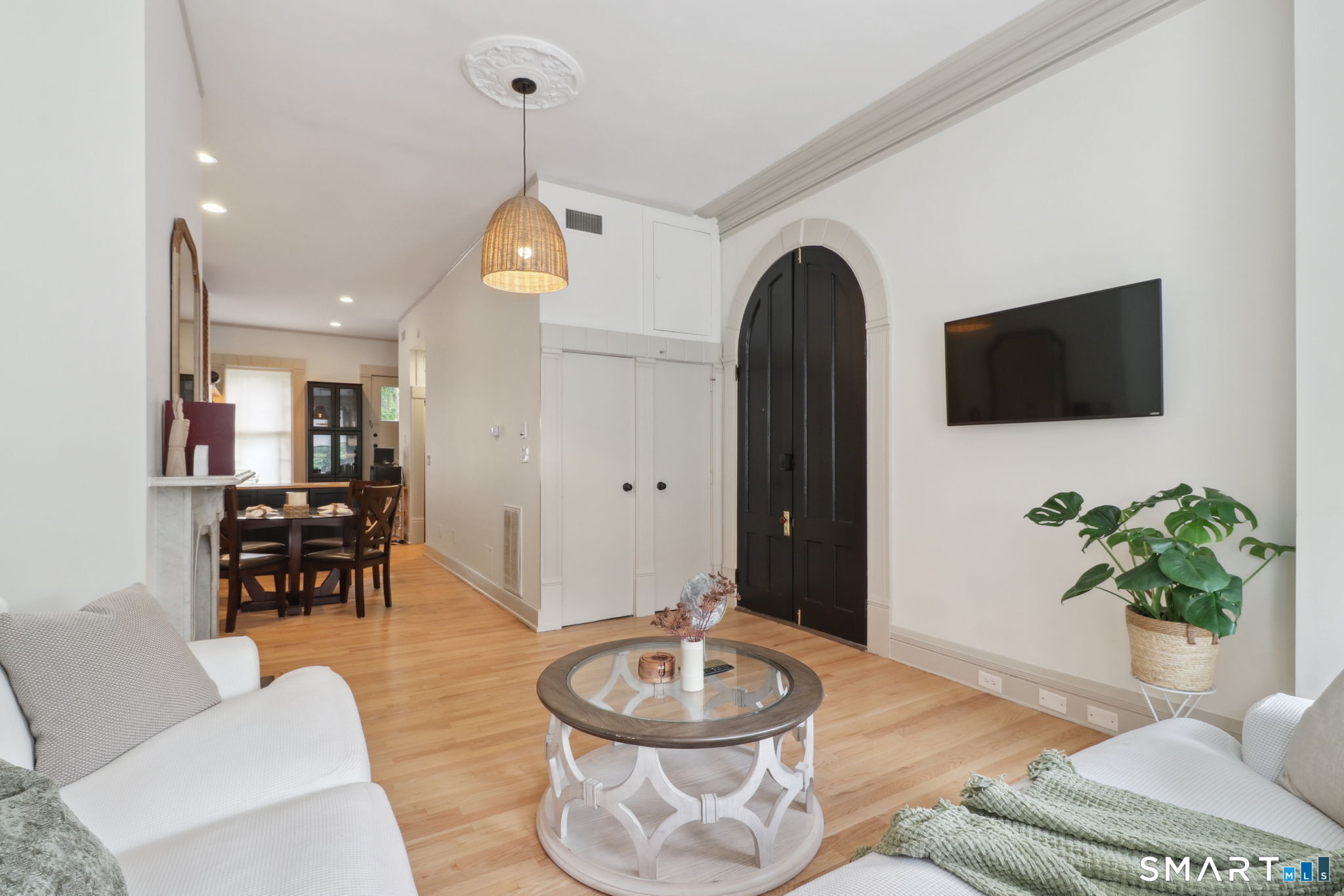 15 Capitol Avenue B