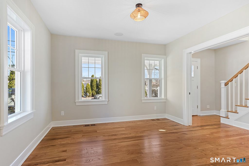 Photo of 279 Spruce Street, Fairfield, CT 06890 (MLS # 24155163)