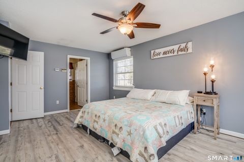 Tiny photo for 35 Fairlawn Street, Farmington, CT 06032 (MLS # 24165308)