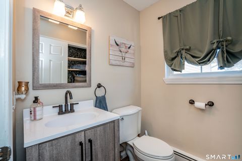 Tiny photo for 35 Fairlawn Street, Farmington, CT 06032 (MLS # 24165308)