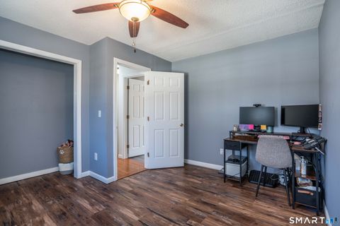 Tiny photo for 35 Fairlawn Street, Farmington, CT 06032 (MLS # 24165308)