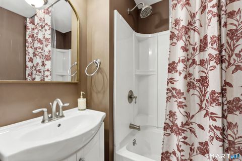 Tiny photo for 124 Jordan Lane, Wethersfield, CT 06109 (MLS # 24176814)