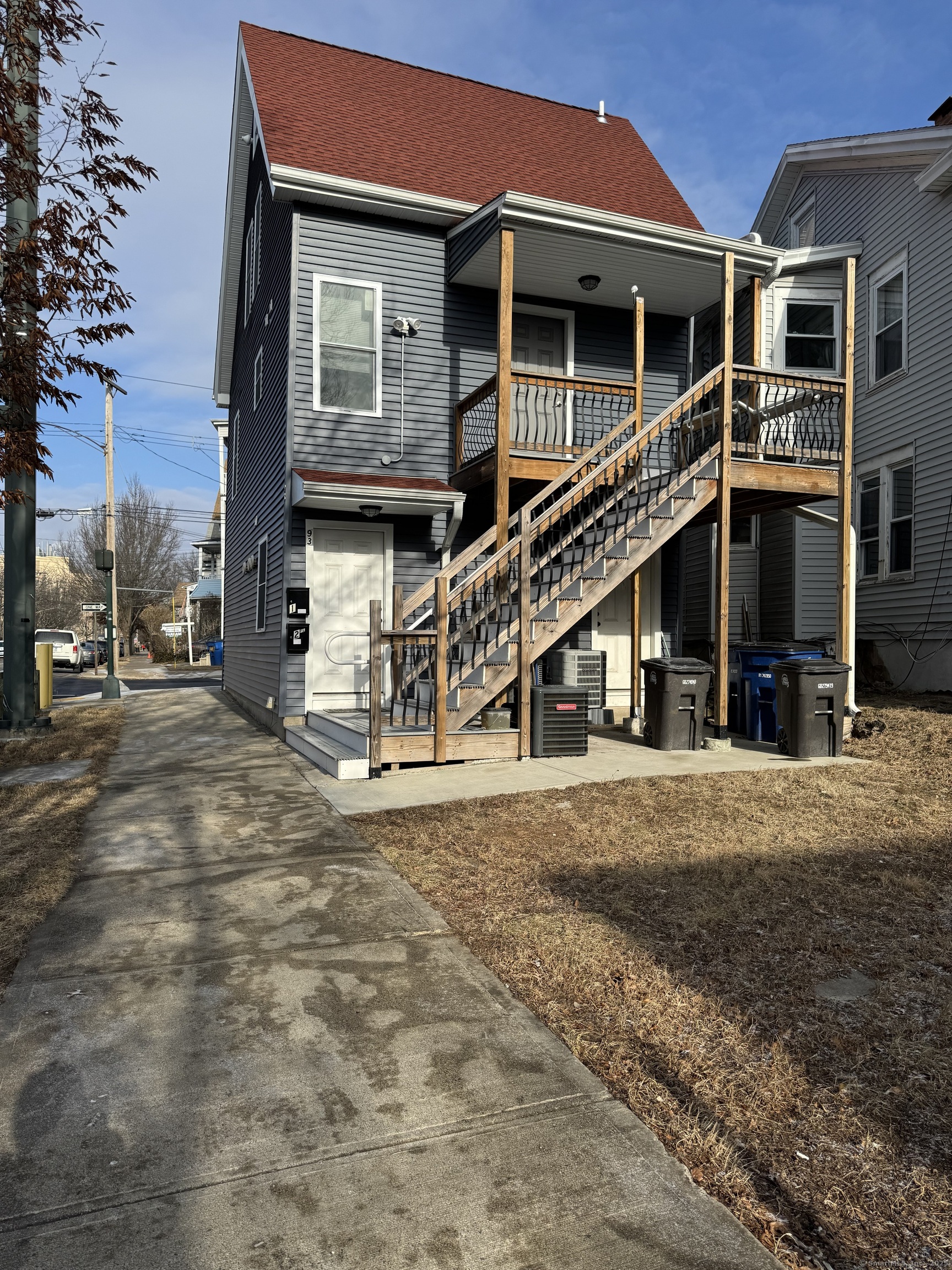 Rental Property at Winchester Avenue, New Haven, Connecticut - Bedrooms: 4 
Bathrooms: 2 
Rooms: 6  - $3,800 MO.