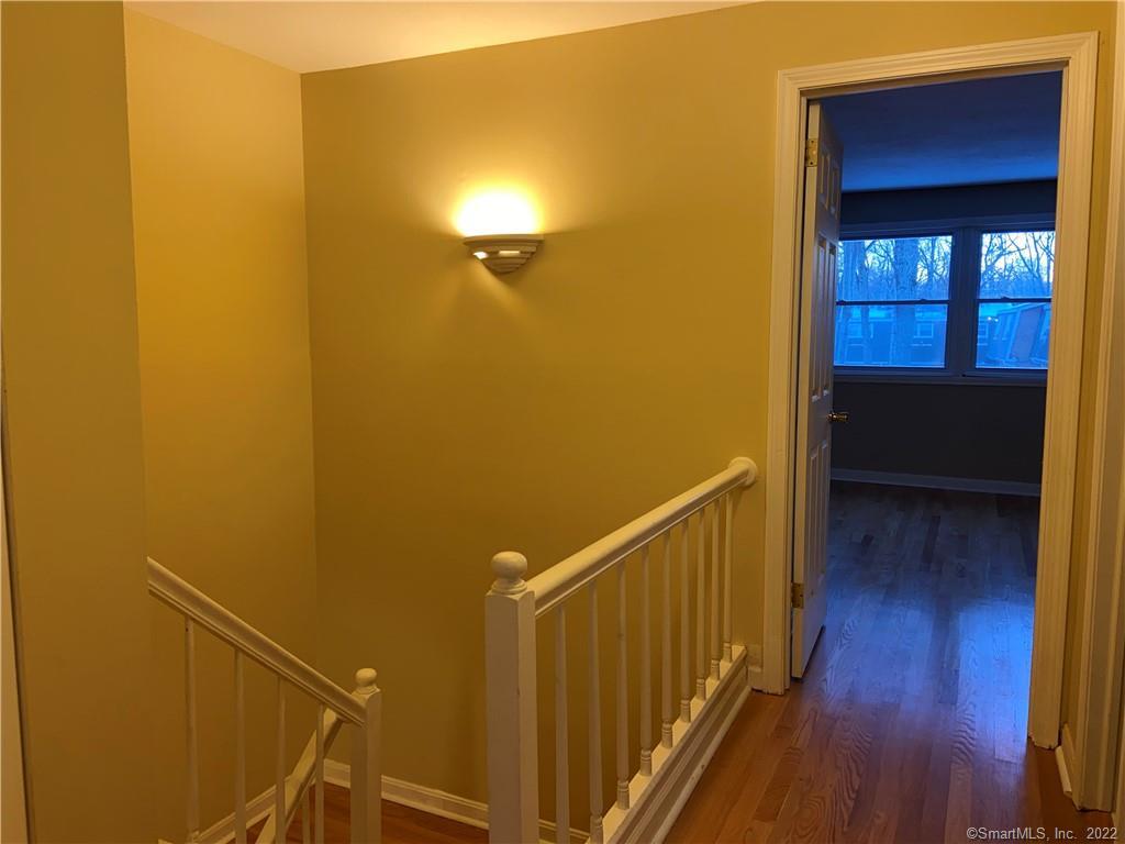 Windsor, Connecticut 06095, United States, 2 Bedrooms Bedrooms, ,2 BathroomsBathrooms,Residential,Pending,211877