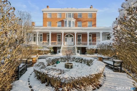 9 Lyme Street 7 Old Lyme CT 06371