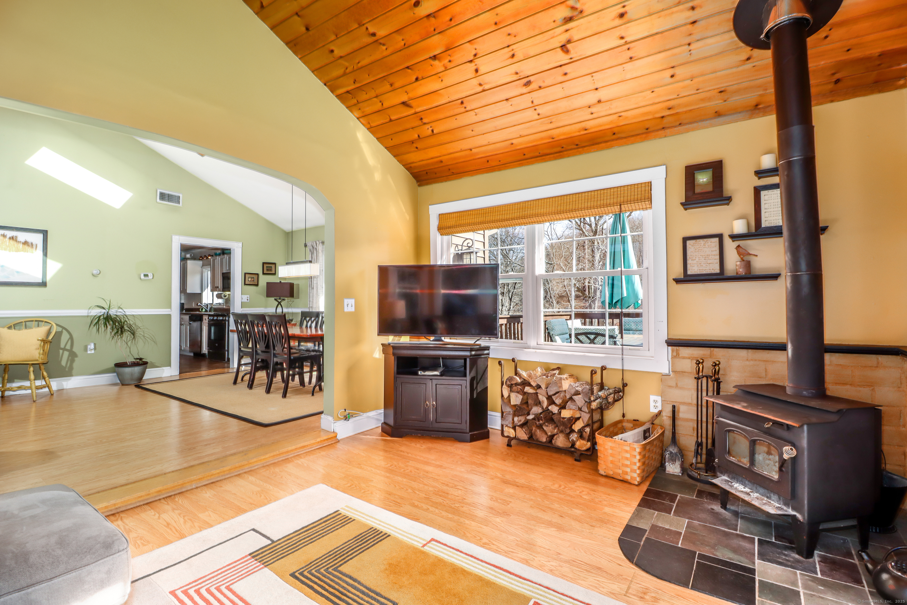 172 Chestnut Ridge Road, Bethel, Connecticut image 8