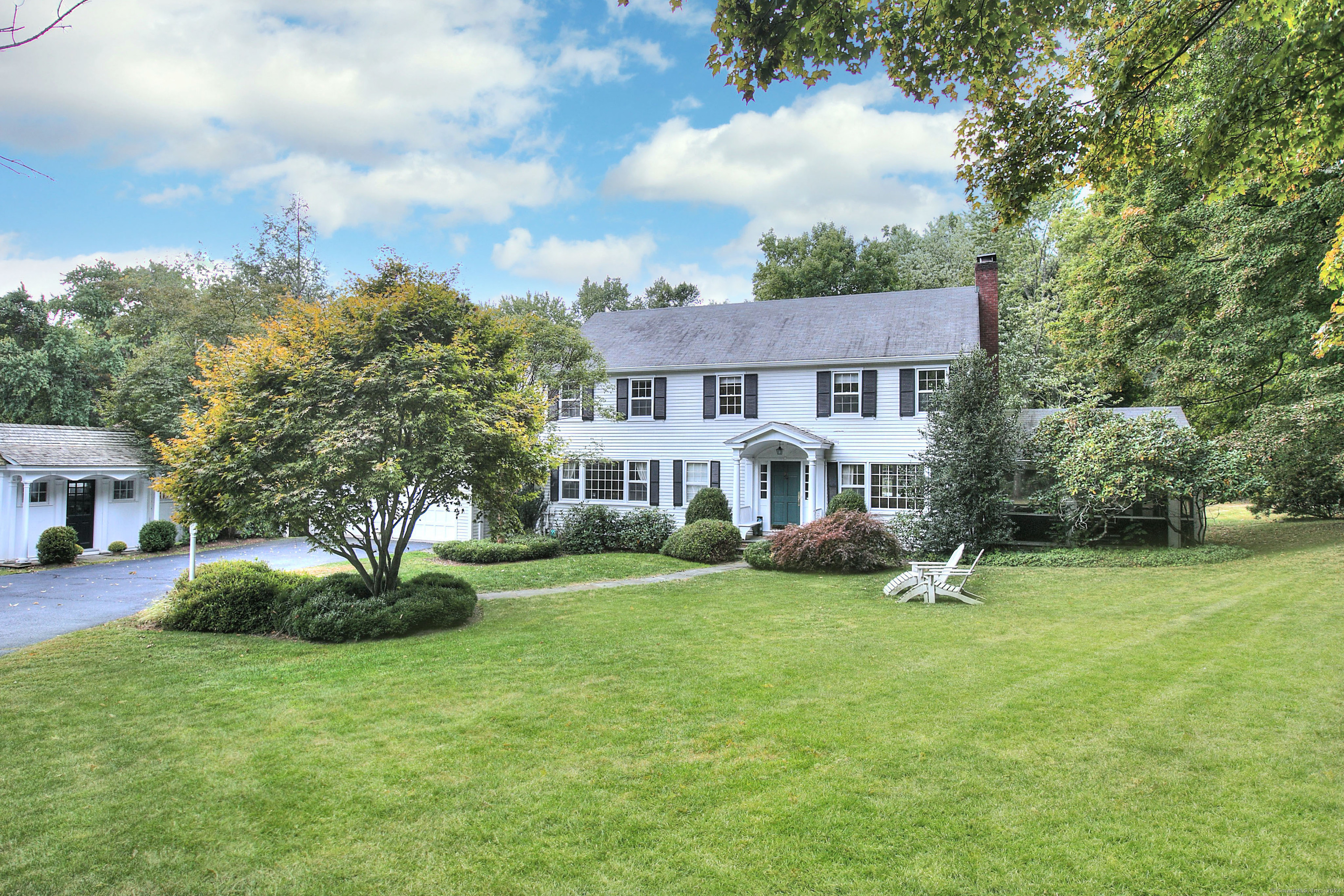 Property for Sale at Duck Farm Road, Fairfield, Connecticut - Bedrooms: 4 
Bathrooms: 4 
Rooms: 9  - $1,450,000