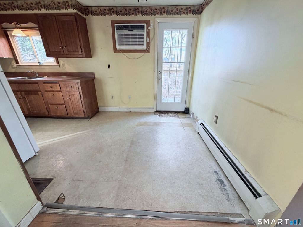 Photo of 14 Wilson Lane, Vernon, CT 06066 (MLS # 24147959)