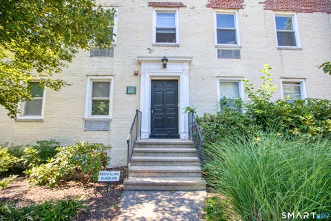 Condo For Sale - 110 Summer Street #3A<br/> Stamford, CT 06840
