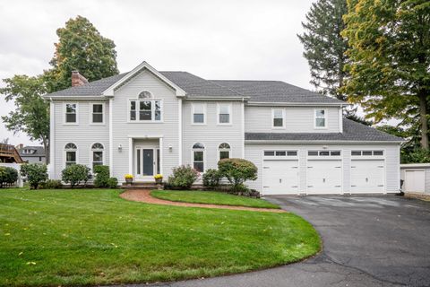 Photo of 12 Cadwell Street, West Hartford, CT 06107 (MLS # 24133778)