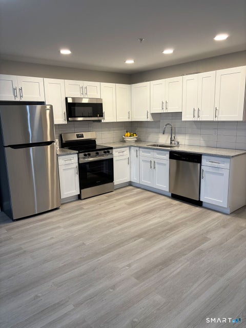 Tiny photo for 1916 Post Road #C2, Fairfield, CT 06824 (MLS # 24208306)