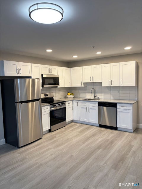 Tiny photo for 1916 Post Road #C2, Fairfield, CT 06824 (MLS # 24208306)