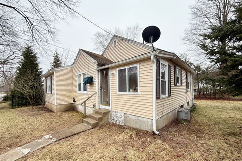 MLS: 24092577