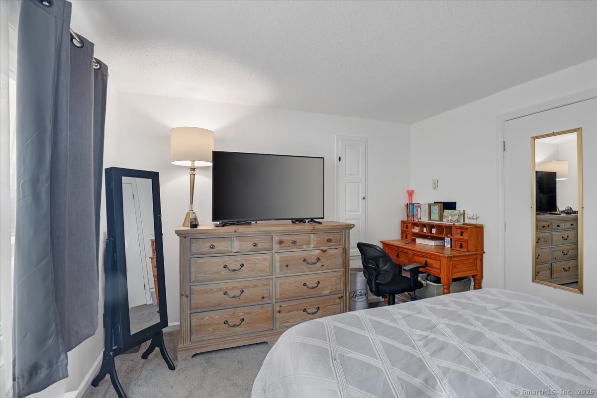 1243 East Street #APT F, New Britain, Connecticut image 17