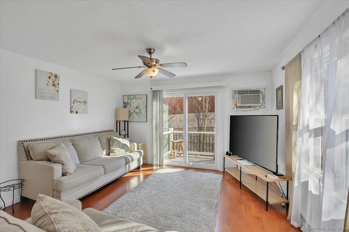 1243 East Street #APT F, New Britain, Connecticut image 5