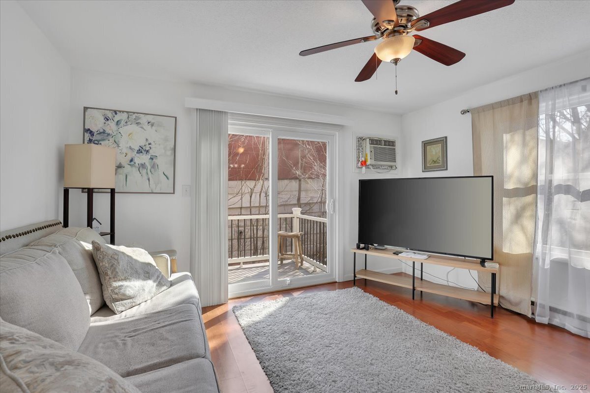 1243 East Street #APT F, New Britain, Connecticut image 4