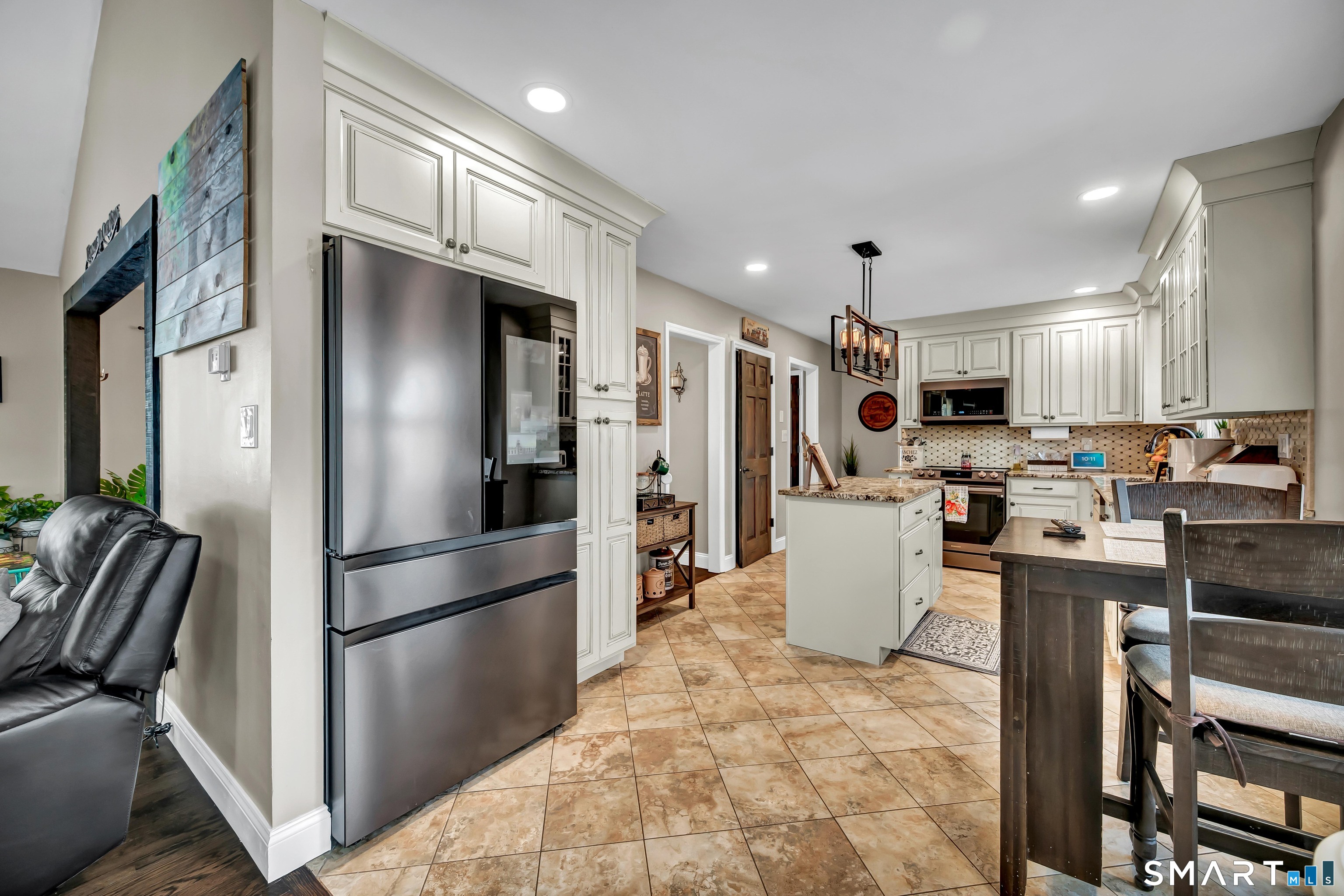 24 Colonial Ridge Drive