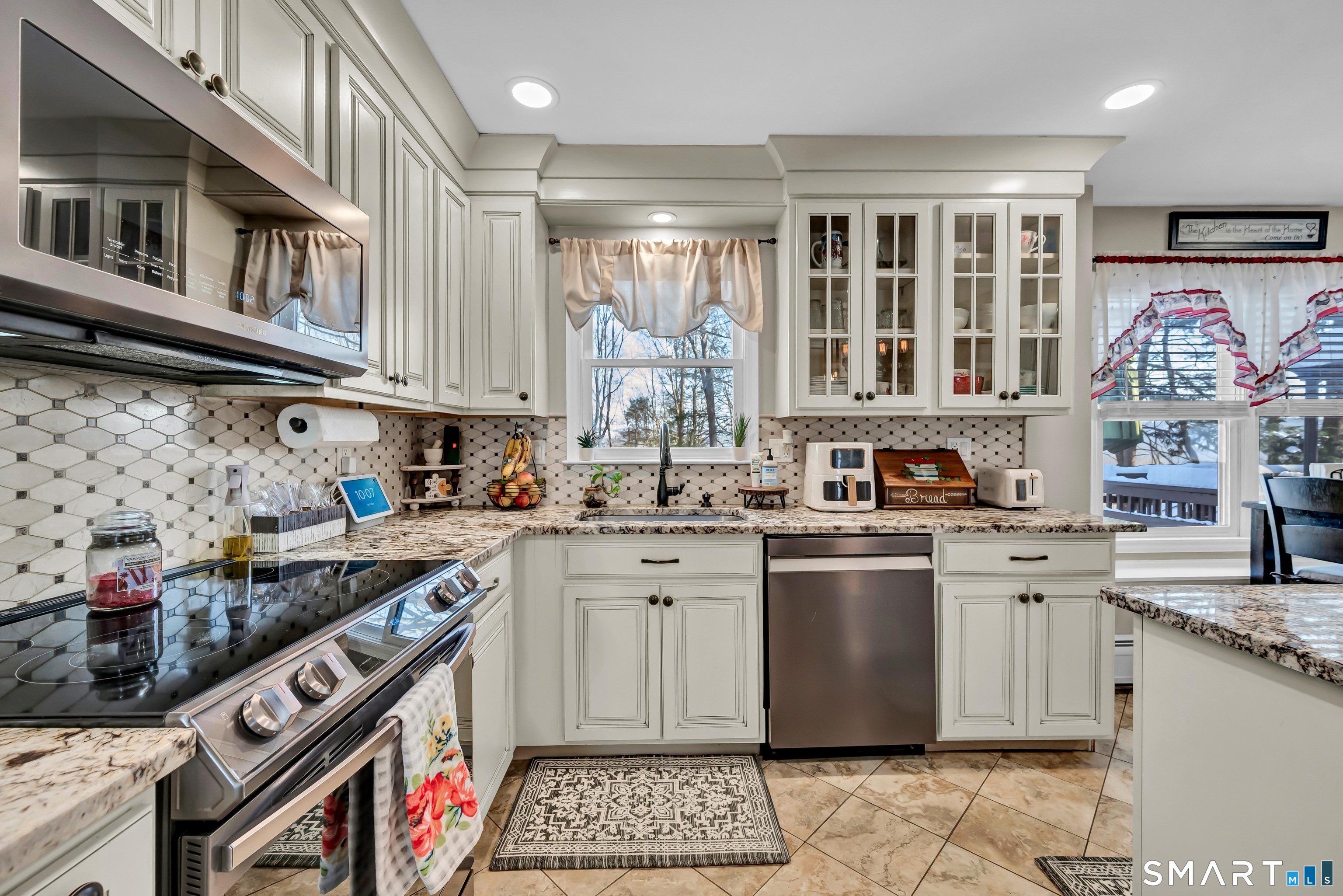 24 Colonial Ridge Drive