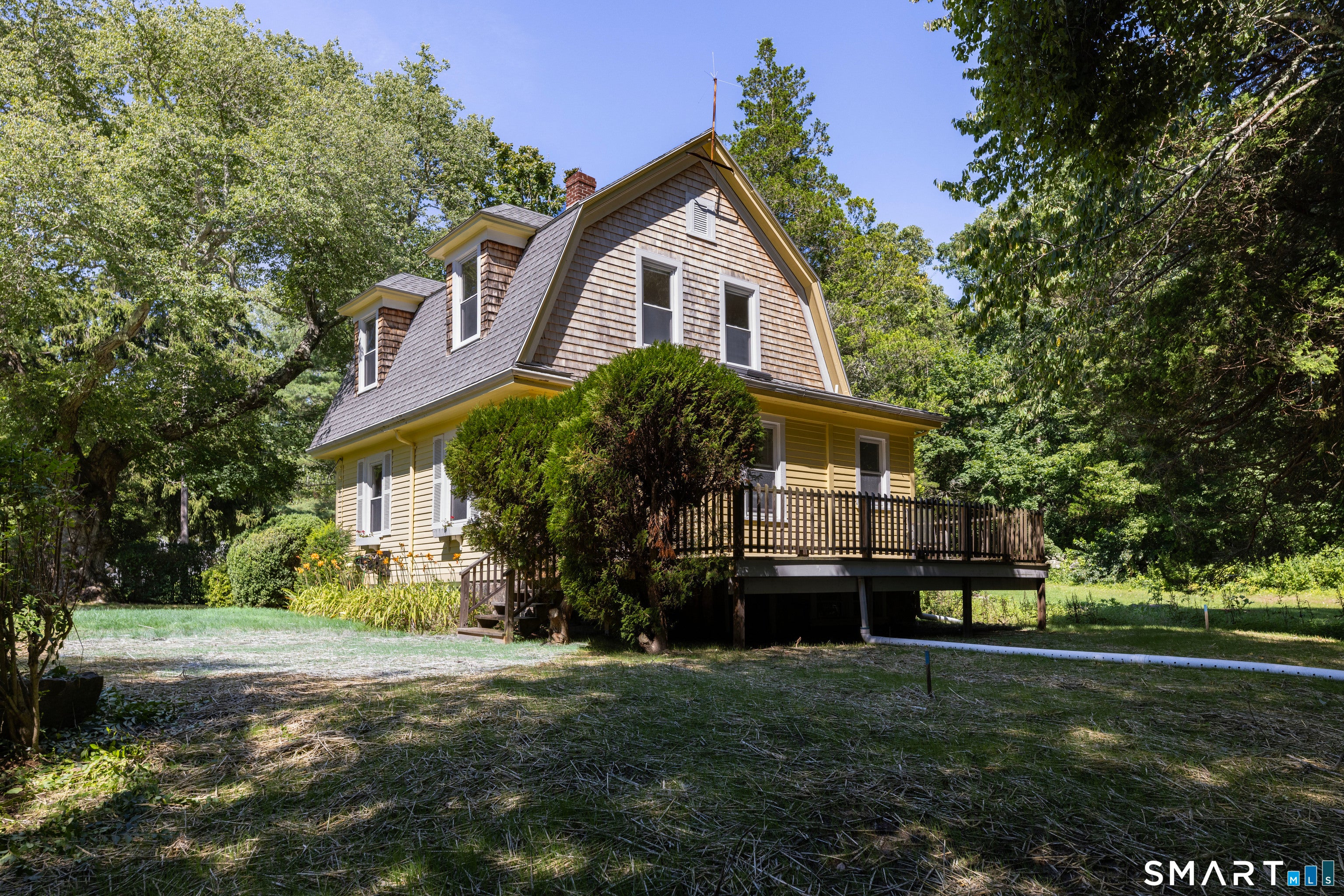 28 Watch Hill Avenue