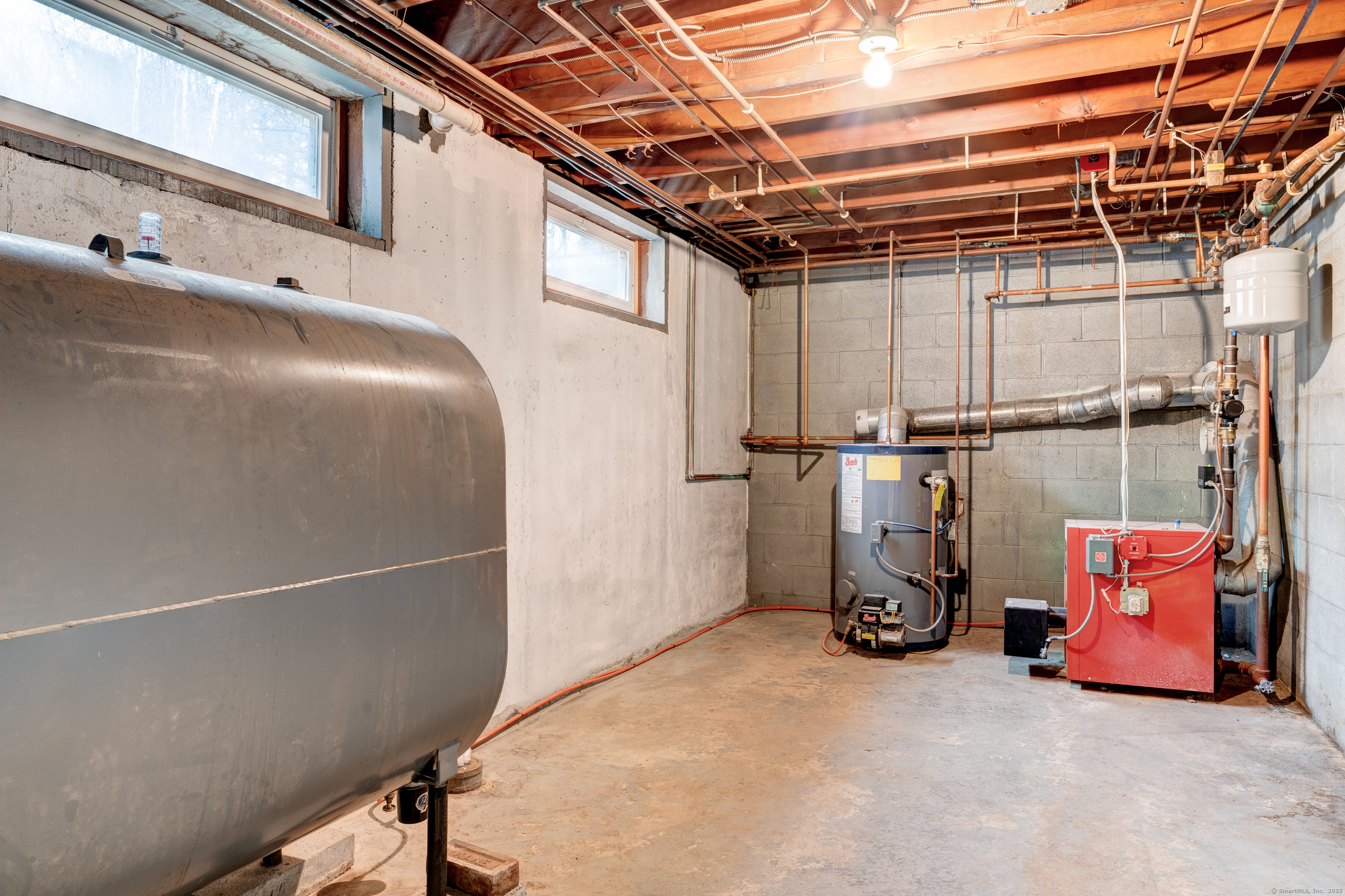 1064 Litchfield Turnpike, New Hartford, Connecticut image 30