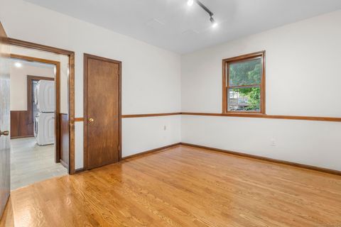 Tiny photo for 32 oak Avenue #A, Shelton, CT 06484 (MLS # 24134113)
