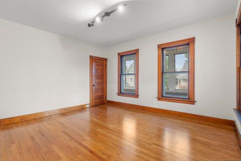 Tiny photo for 32 oak Avenue #A, Shelton, CT 06484 (MLS # 24134113)
