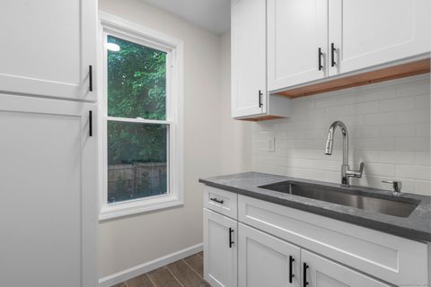 Tiny photo for 32 oak Avenue #A, Shelton, CT 06484 (MLS # 24134113)