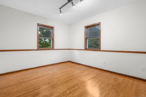 Tiny photo for 32 oak Avenue #A, Shelton, CT 06484 (MLS # 24134113)