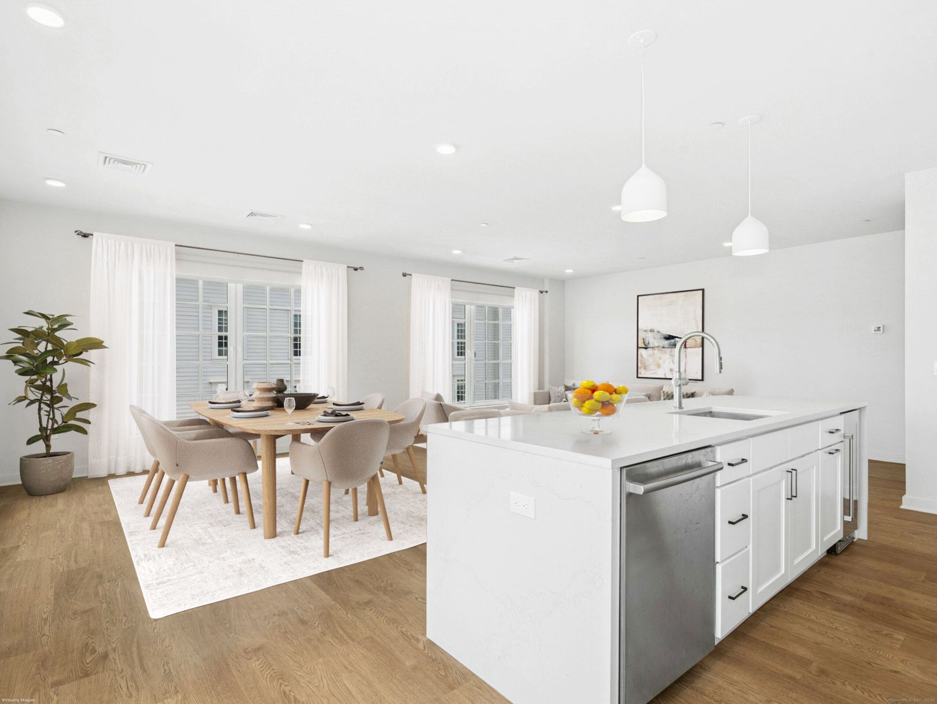 1040 Boston Post Road 301