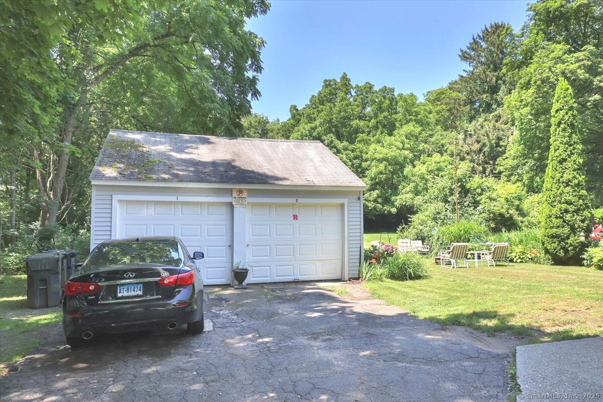 Windham, Connecticut 06226, United States, 8 Bedrooms Bedrooms, ,4 BathroomsBathrooms,Residential,Active,162254