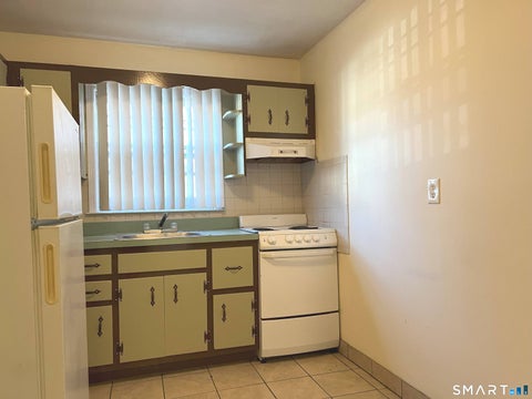 Tiny photo for 1044 Campwelll Avenue #4A, West Haven, CT 06551 (MLS # 24209687)
