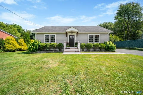 Photo of 3112 N Main Street, Waterbury, CT 06704 (MLS # 24195693)