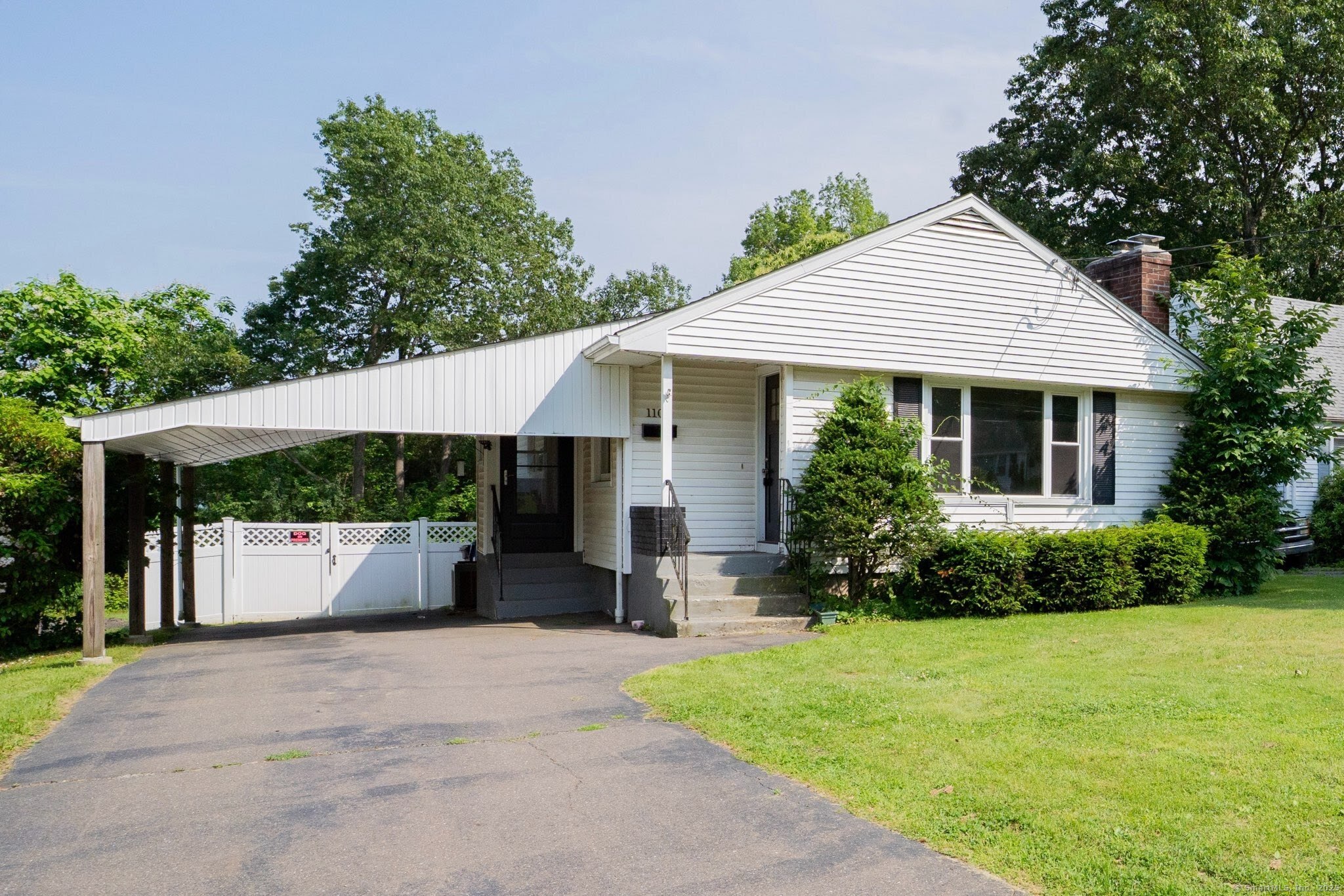 Property for Sale at Slater Road, New Britain, Connecticut - Bedrooms: 3 
Bathrooms: 1 
Rooms: 5  - $275,000
