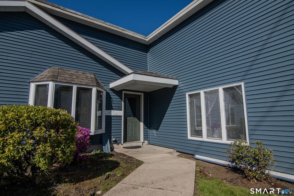 Photo of 49 Canterbury Road #E, Plainfield, CT 06374 (MLS # 24174775)