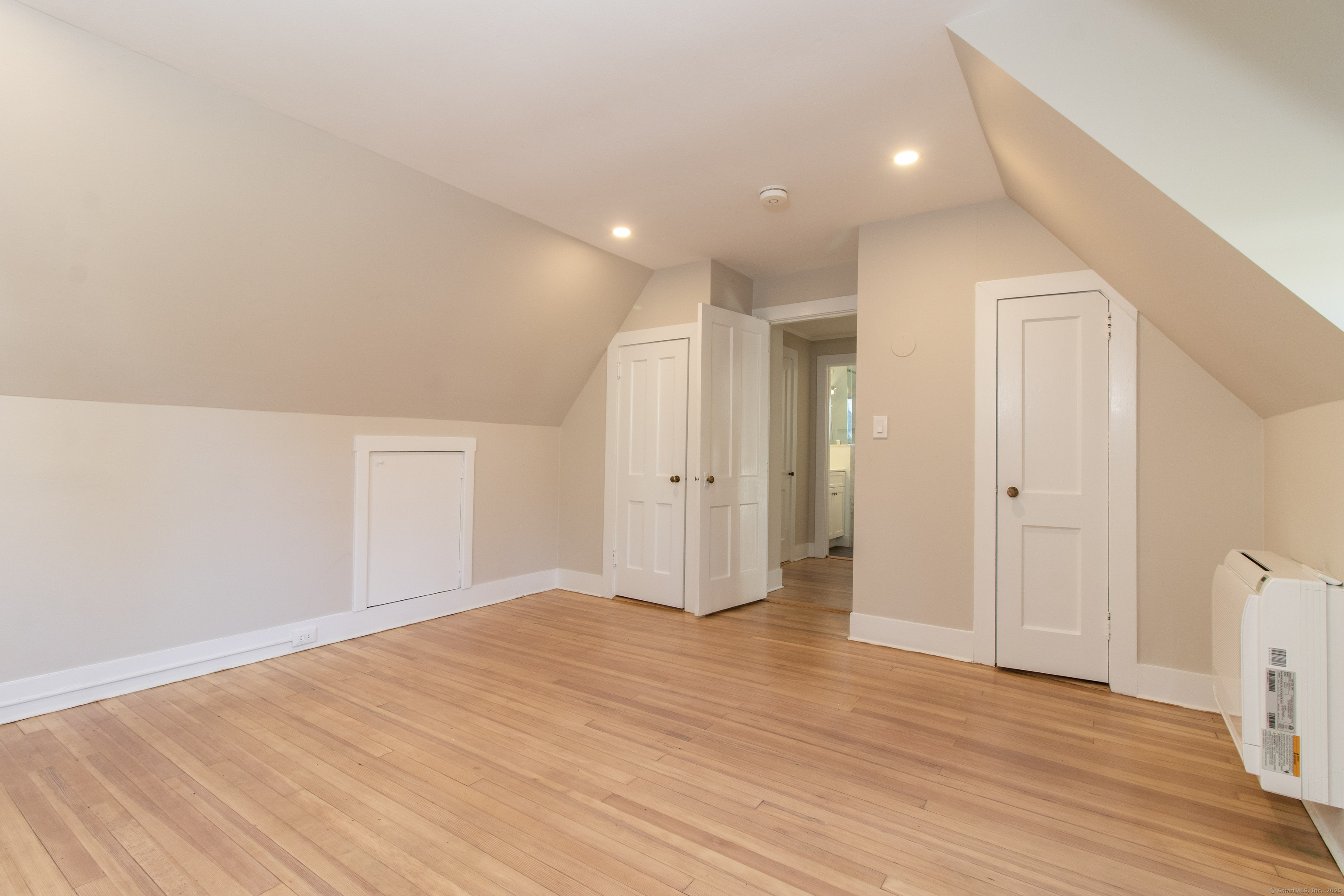 10 Elizabeth Street, Branford, Connecticut image 23