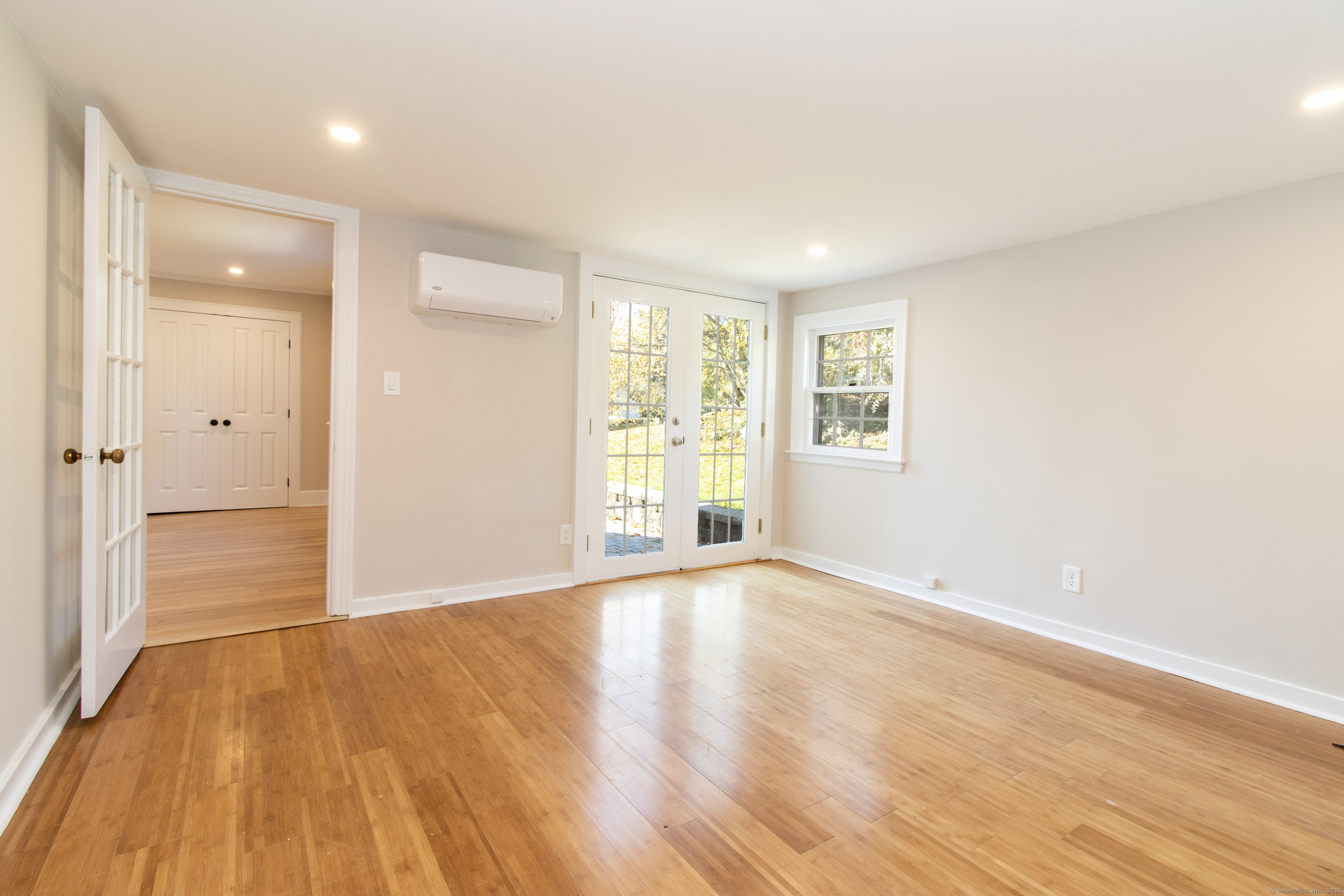 10 Elizabeth Street, Branford, Connecticut image 15