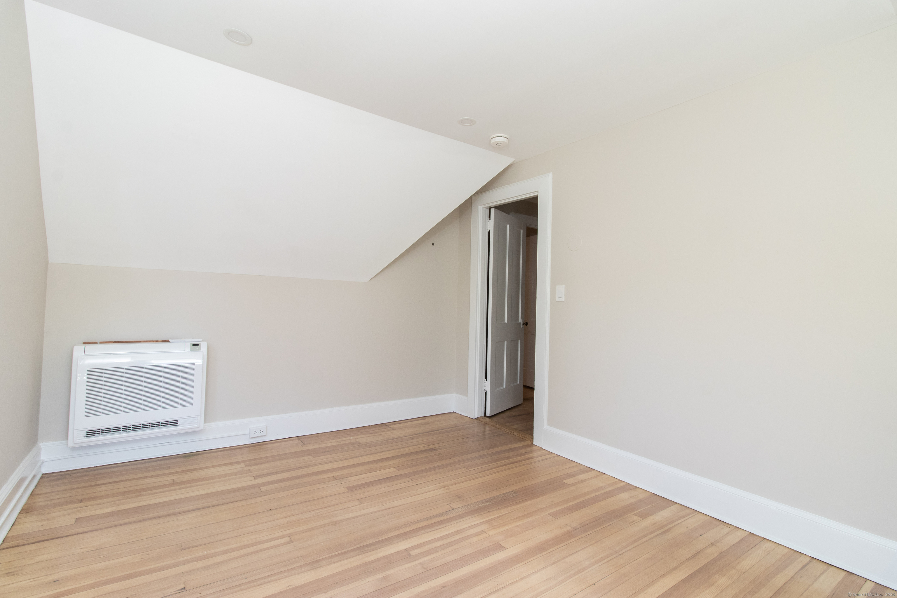 10 Elizabeth Street, Branford, Connecticut image 26