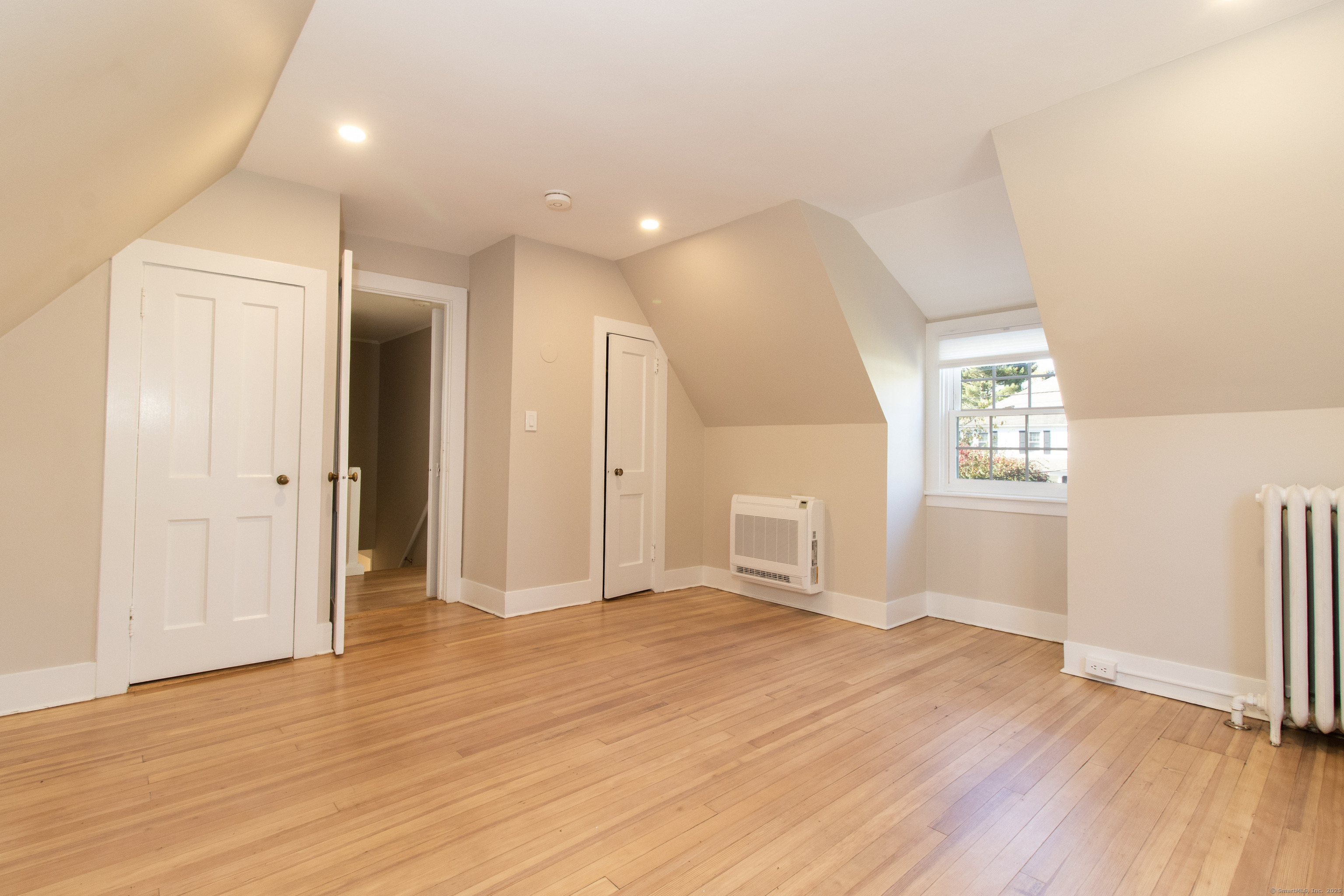 10 Elizabeth Street, Branford, Connecticut image 24