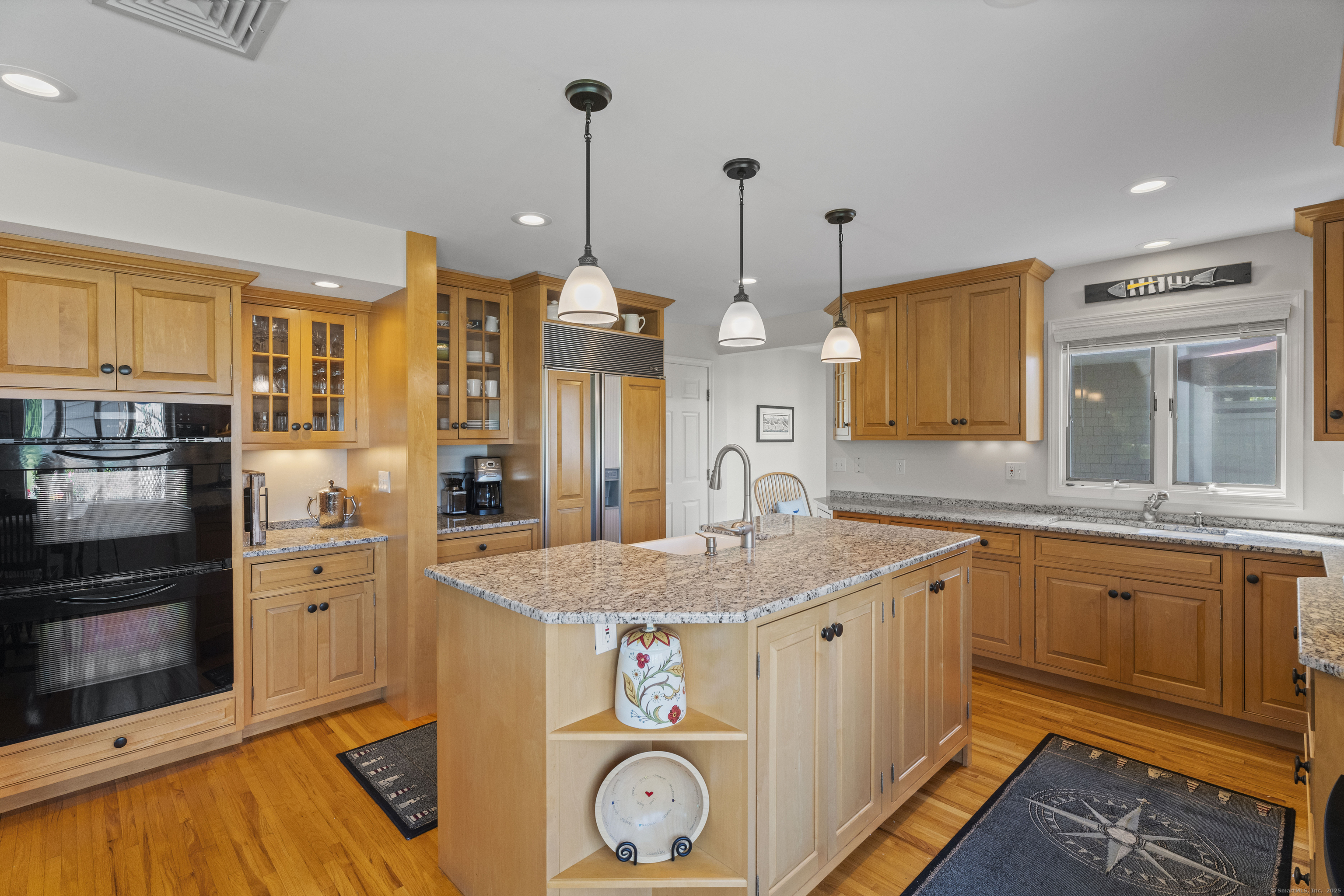 4 Island Avenue