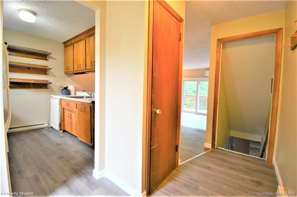 32 Anton Road APT B
