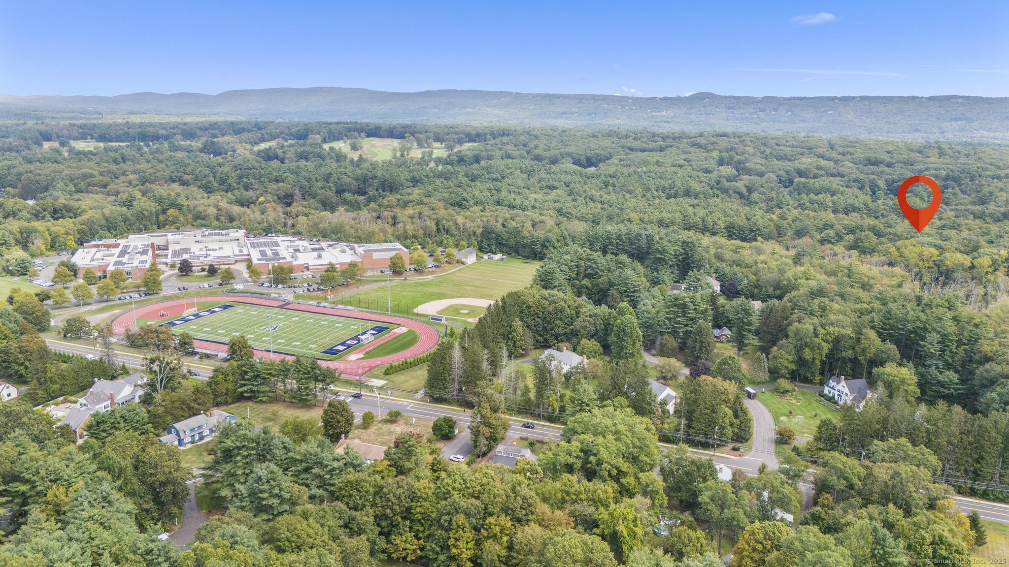 Avon, Connecticut 06001, United States, 4 Bedrooms Bedrooms, ,3 BathroomsBathrooms,Residential,Active,213070