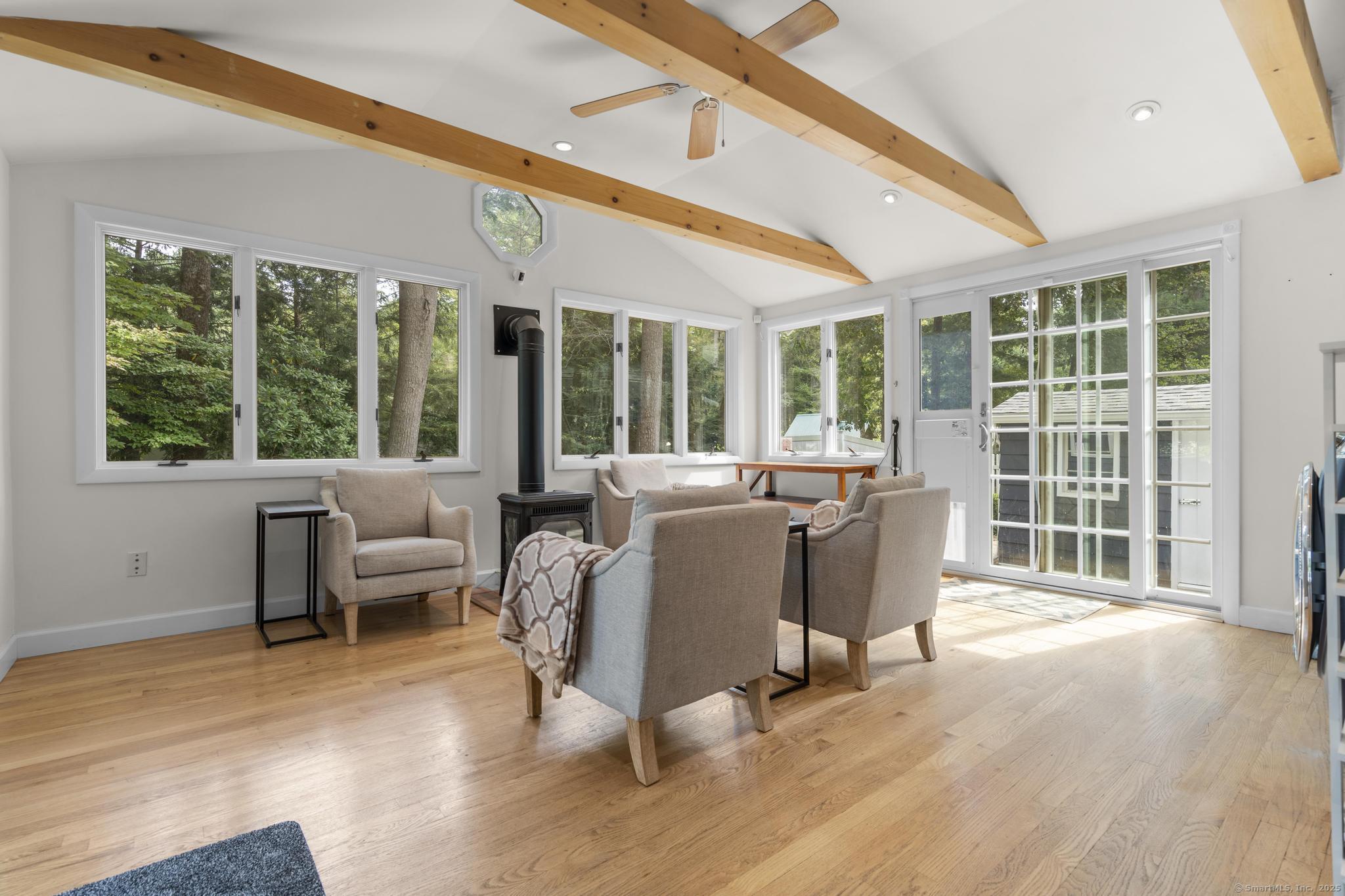 Avon, Connecticut 06001, United States, 4 Bedrooms Bedrooms, ,3 BathroomsBathrooms,Residential,Active,213070