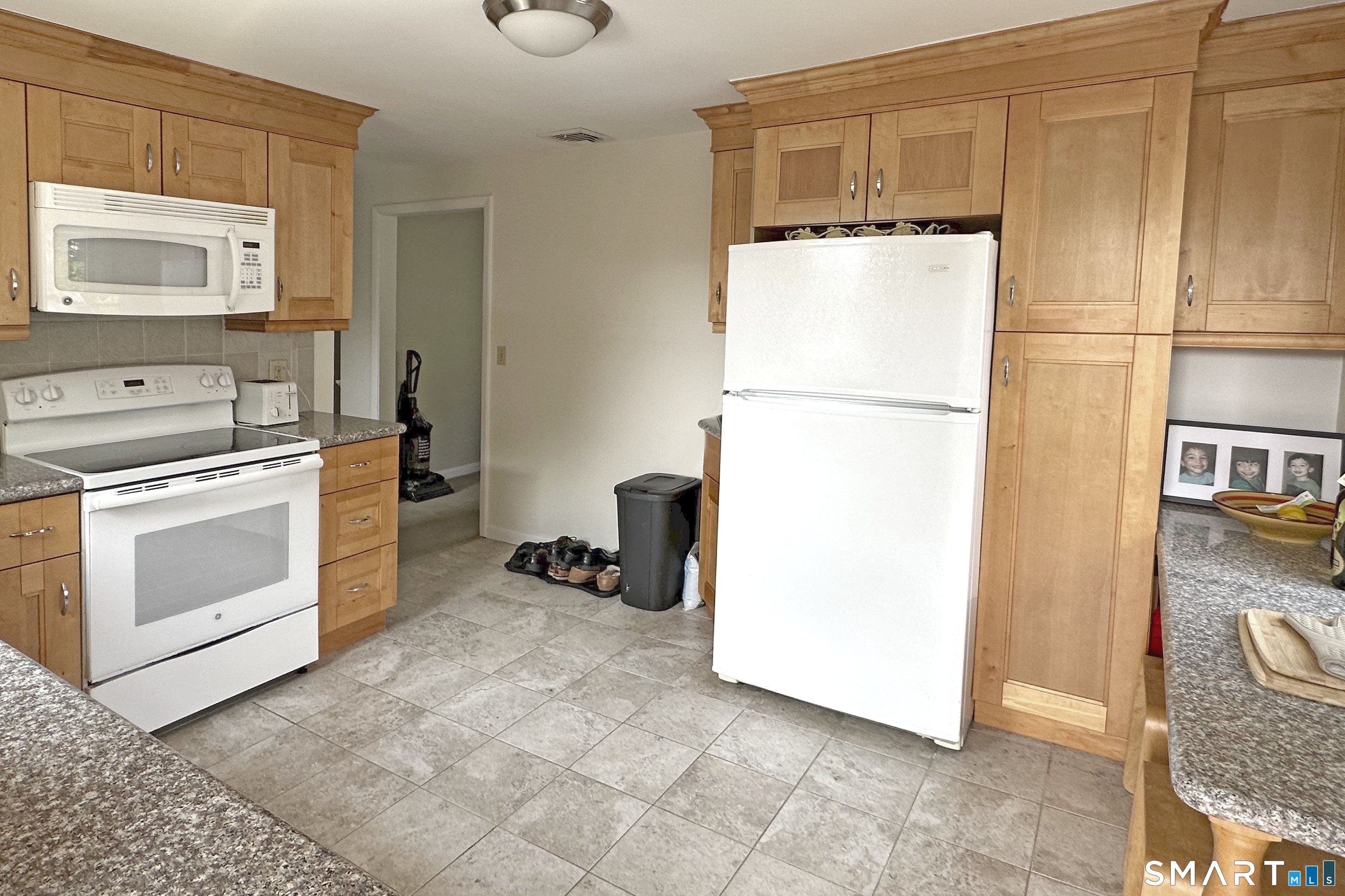 30-1/2 Bartlett Avenue B