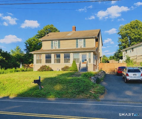 Tiny photo for 25 Quinnipiac Avenue, North Haven, CT 06473 (MLS # 24186513)