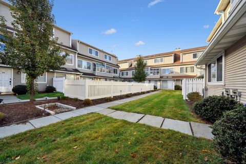 Tiny photo for 1900 Summer Street #13, Stamford, CT 06905 (MLS # 24136924)