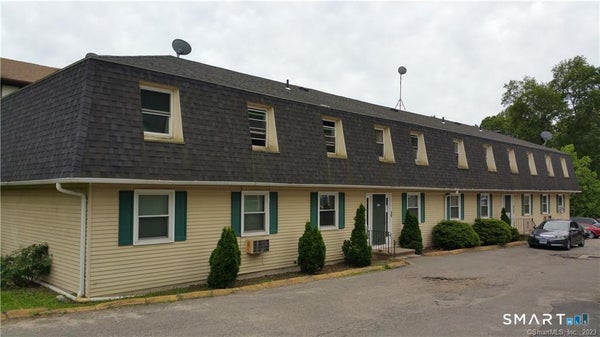 250 SCOTT RD APT 1, WATERBURY, CT 06705 - Image 9bed35f652b5f67c48ca505686d84c19/2988303065
