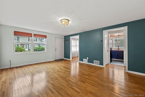 Tiny photo for 3 Allspice Lane #3, Glastonbury, CT 06033 (MLS # 24133566)