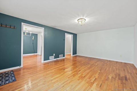 Tiny photo for 3 Allspice Lane #3, Glastonbury, CT 06033 (MLS # 24133566)